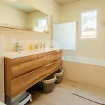 Villa Martin & Jacuzzi - 23 Couchages Saint-Martin-aux-Chartrains