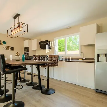 Martin & Jacuzzi - 23 Couchages Villa *