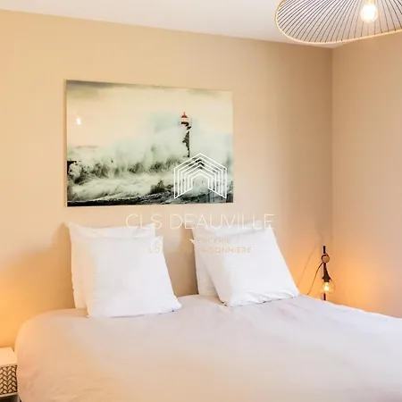 Martin & Jacuzzi - 23 Couchages Villa