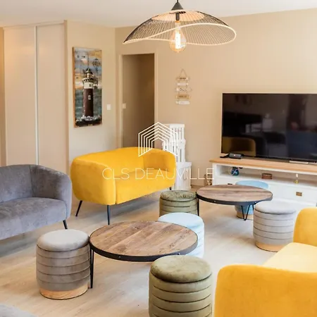 Martin & Jacuzzi - 23 Couchages *