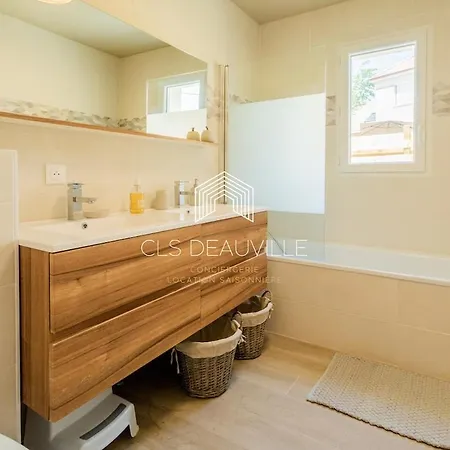 וילה Martin & Jacuzzi - 23 Couchages Saint-Martin-aux-Chartrains