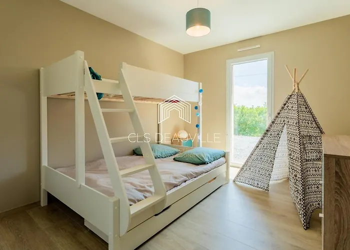 Martin & Jacuzzi - 23 Couchages