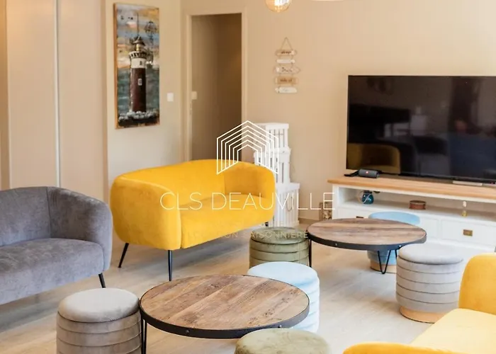 Martin & Jacuzzi - 23 Couchages *