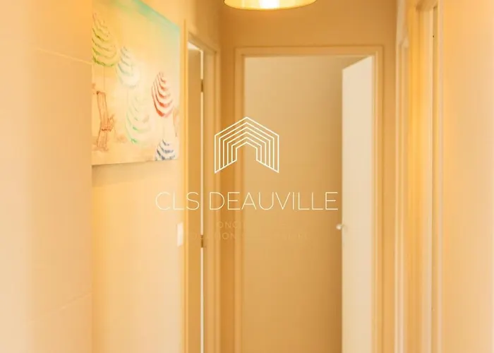 Villa Martin & Jacuzzi - 23 Couchages *