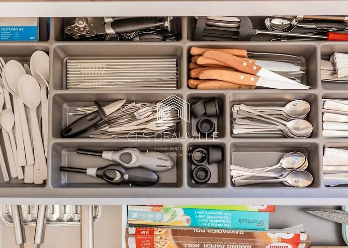 Martin & Jacuzzi - 23 Couchages Villa *