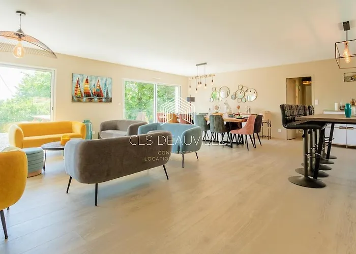 Villa Martin & Jacuzzi - 23 Couchages *