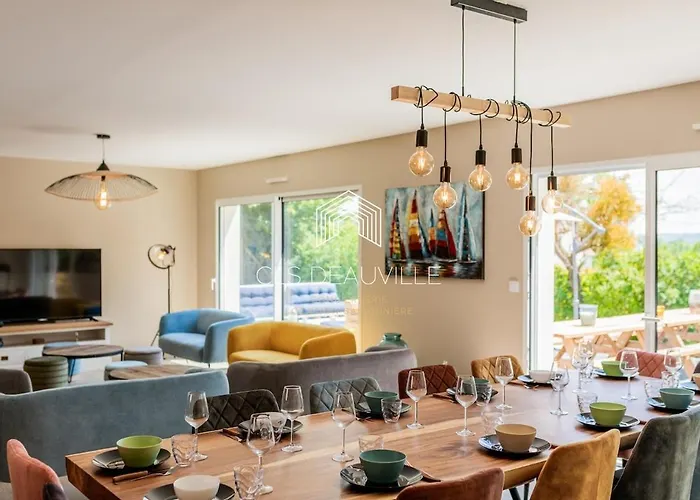 Martin & Jacuzzi - 23 Couchages