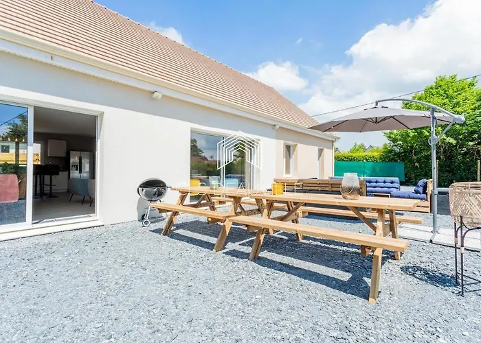 Villa Martin & Jacuzzi - 23 Couchages Saint-Martin-aux-Chartrains