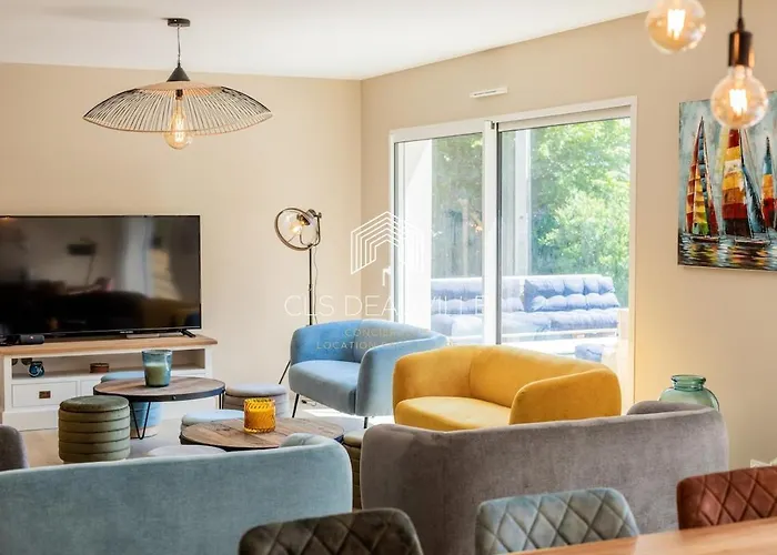 Villa Martin & Jacuzzi - 23 Couchages *